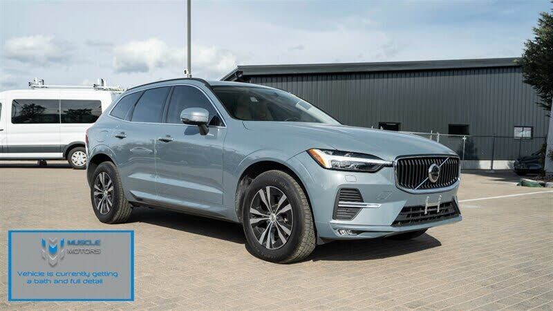 2023 VOLVO XC60