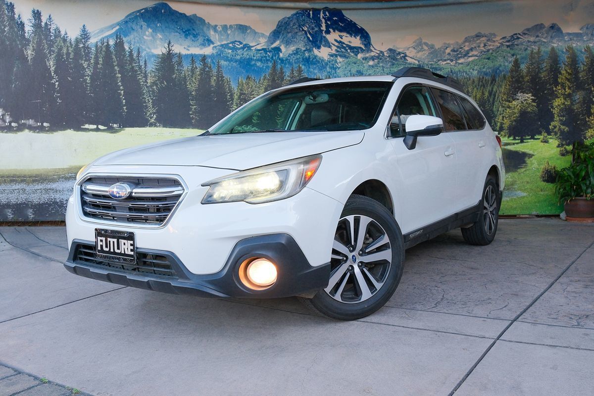 2018 SUBARU Outback