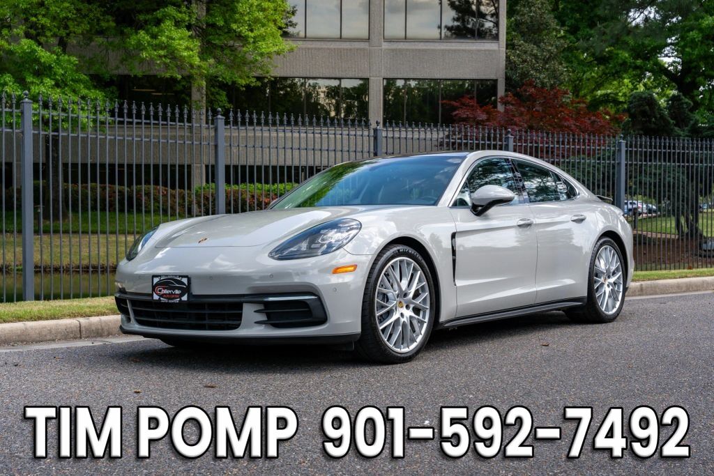 2017 PORSCHE Panamera