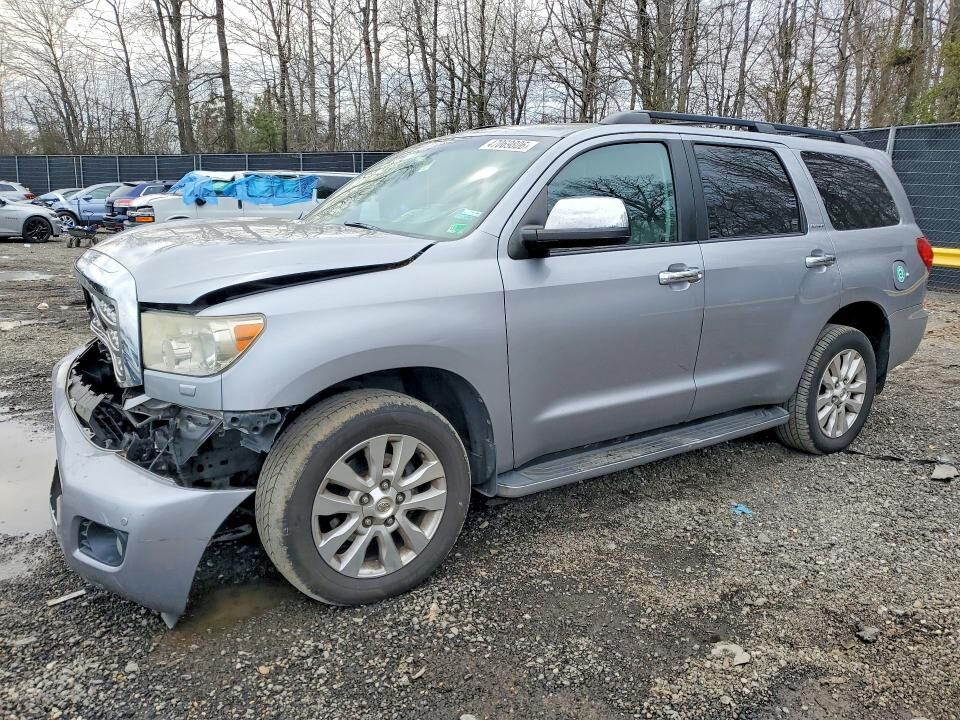 2010 TOYOTA Sequoia