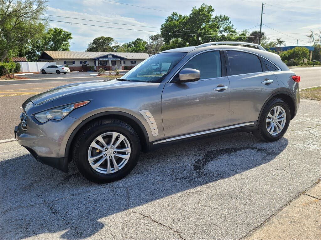2009 INFINITI FX35