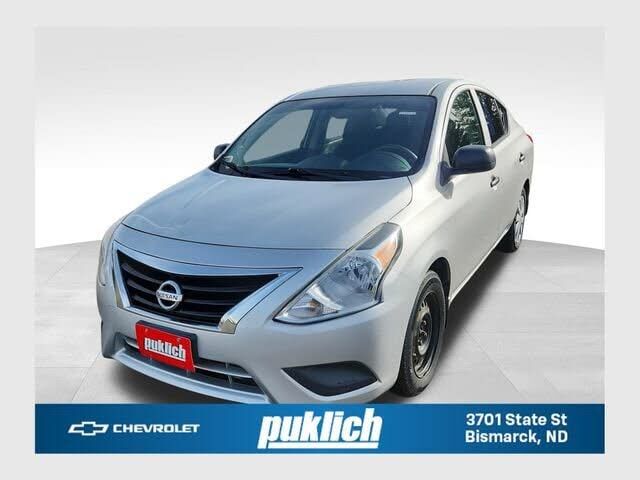 2015 NISSAN Versa