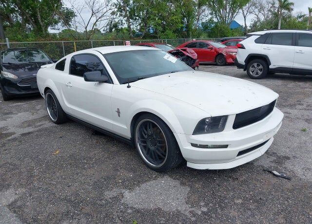 2007 FORD Mustang