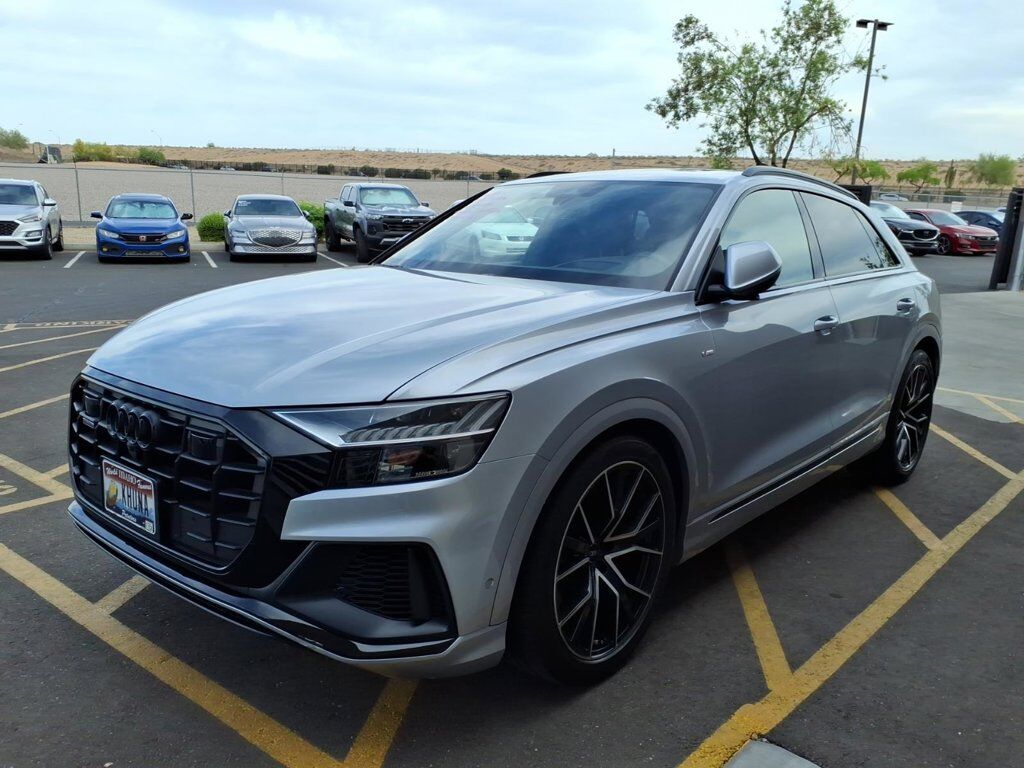 2022 AUDI Q8
