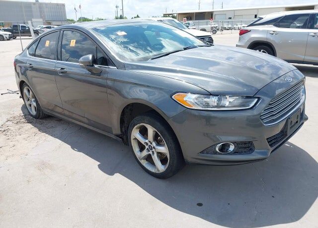 2015 FORD Fusion