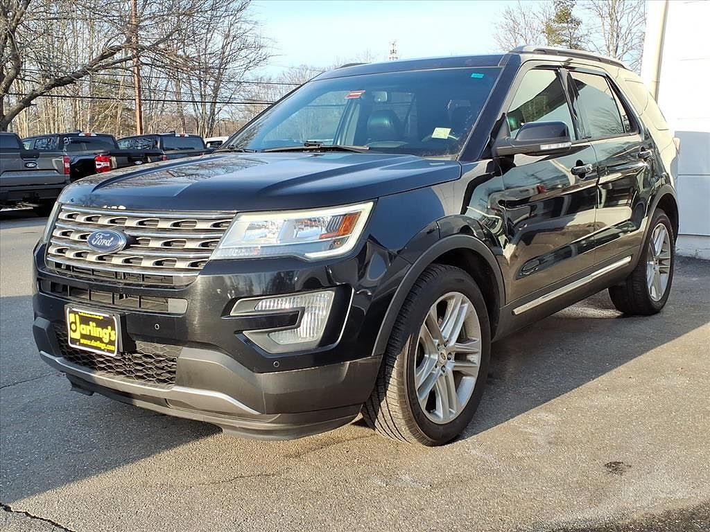 2017 FORD Explorer
