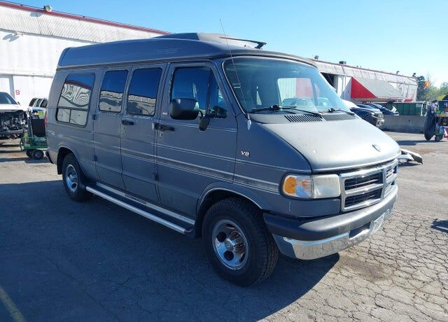 Dodge Ram Van