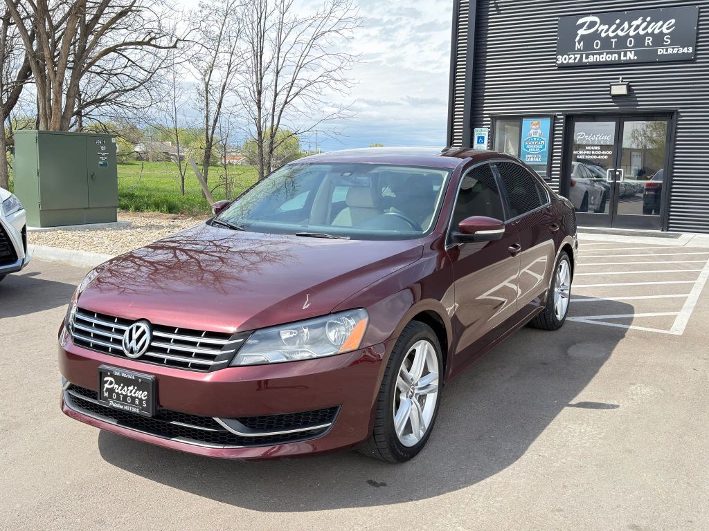 2014 VOLKSWAGEN Passat