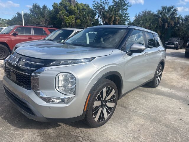 2025 MITSUBISHI Outlander
