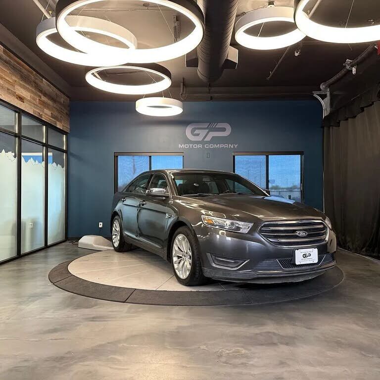 2018 FORD Taurus