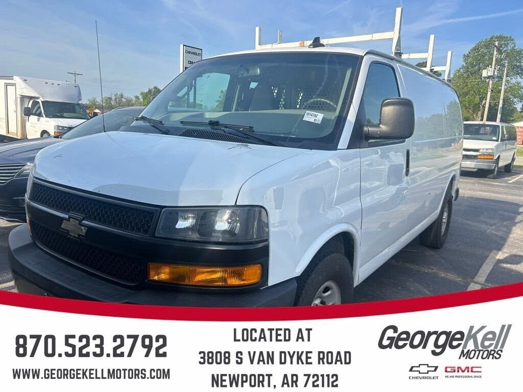 2018 CHEVROLET Express