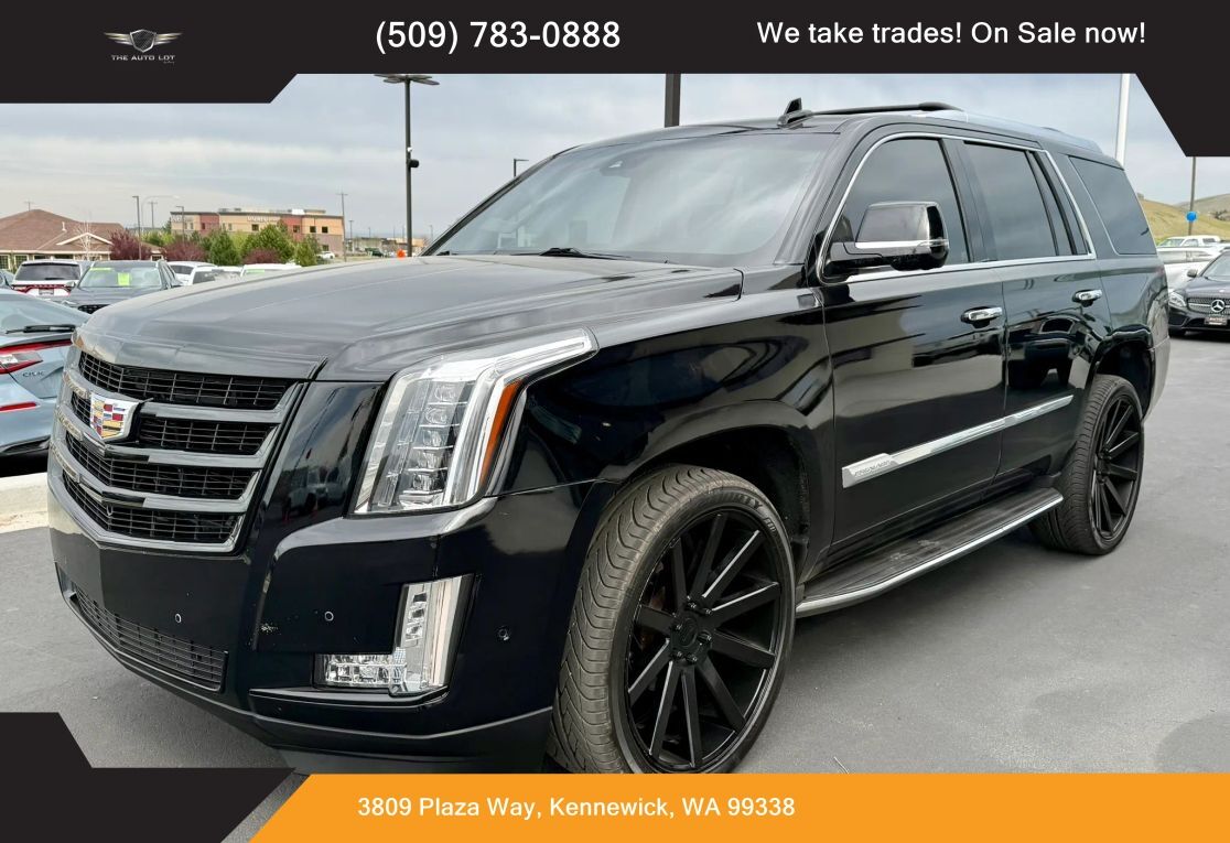 2017 CADILLAC Escalade