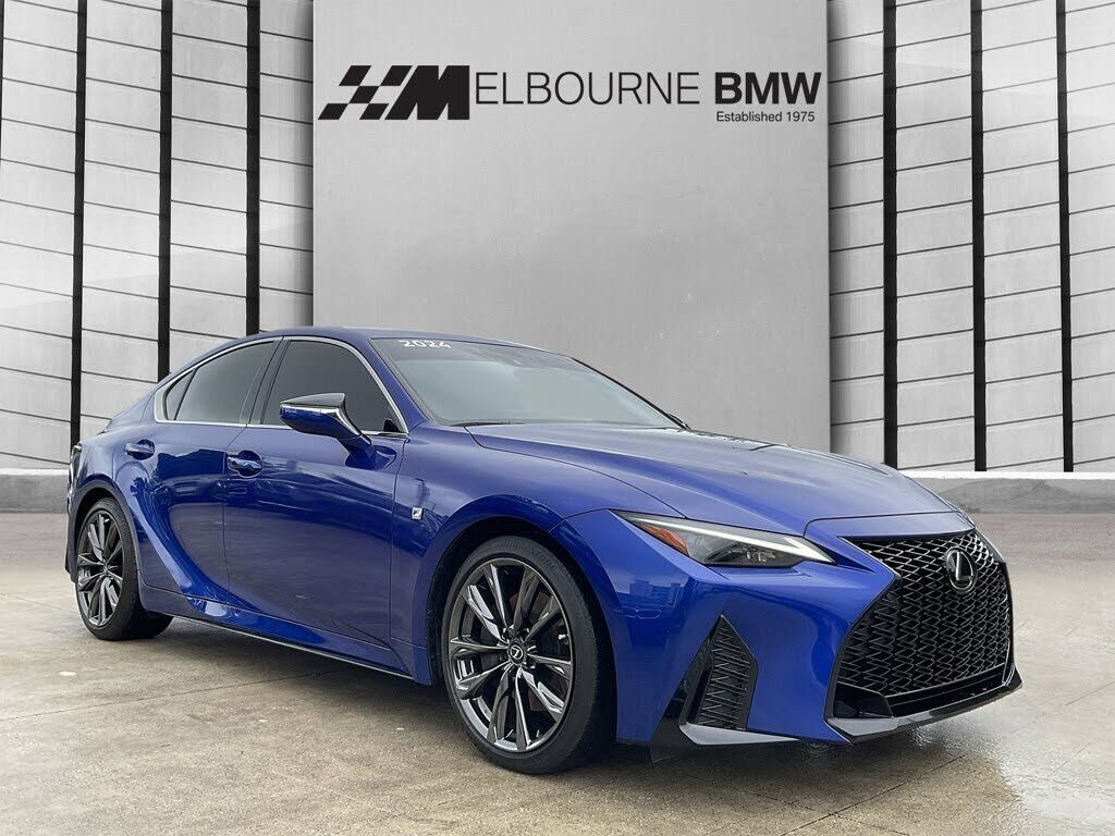 2024 LEXUS IS