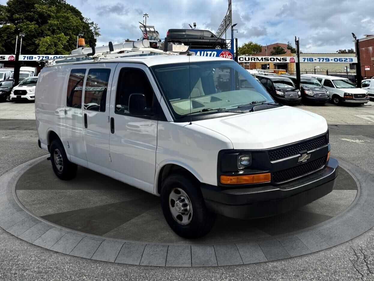 2011 CHEVROLET Express