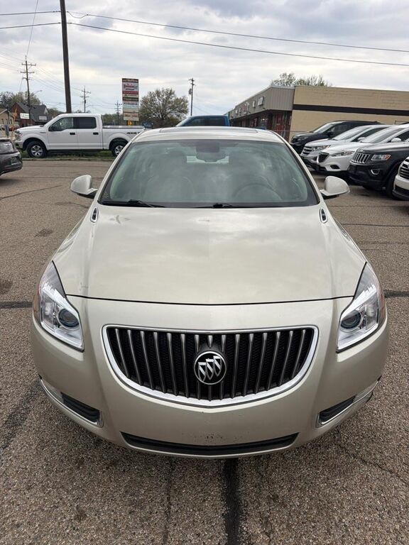 2013 BUICK Regal