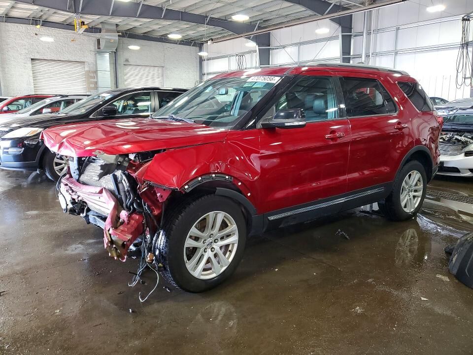 2018 FORD Explorer