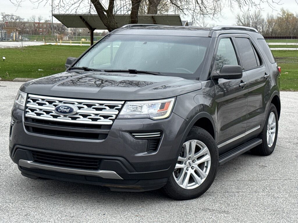 2018 FORD Explorer