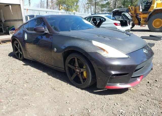 2017 NISSAN 370Z