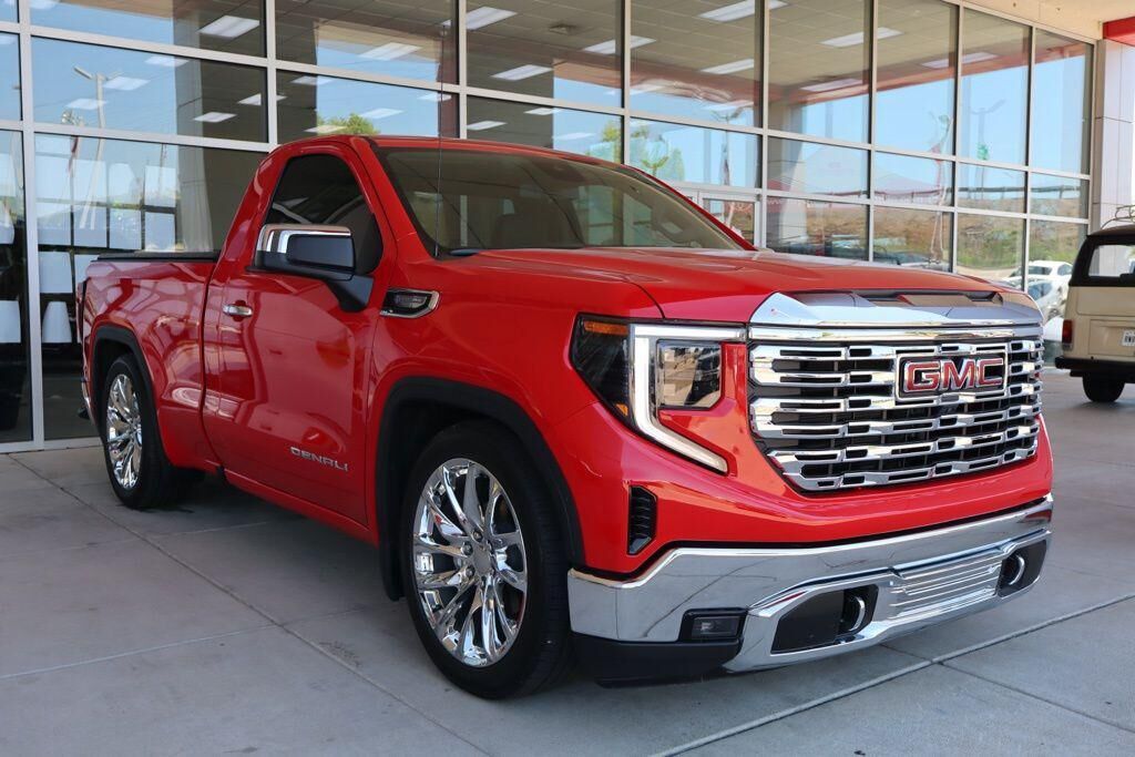 2023 GMC Sierra