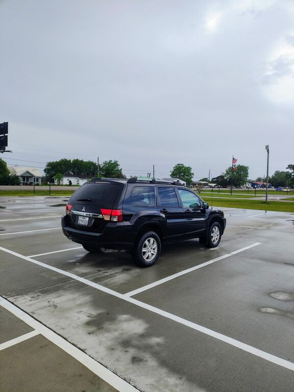 2010 MITSUBISHI Endeavor