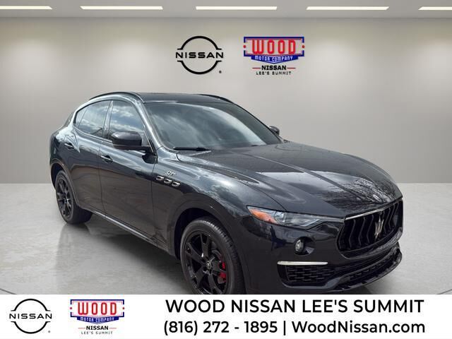 2022 MASERATI Levante