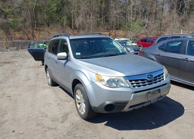 2013 SUBARU Forester