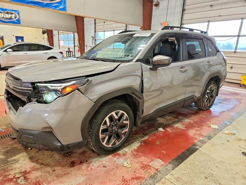 2025 SUBARU Forester