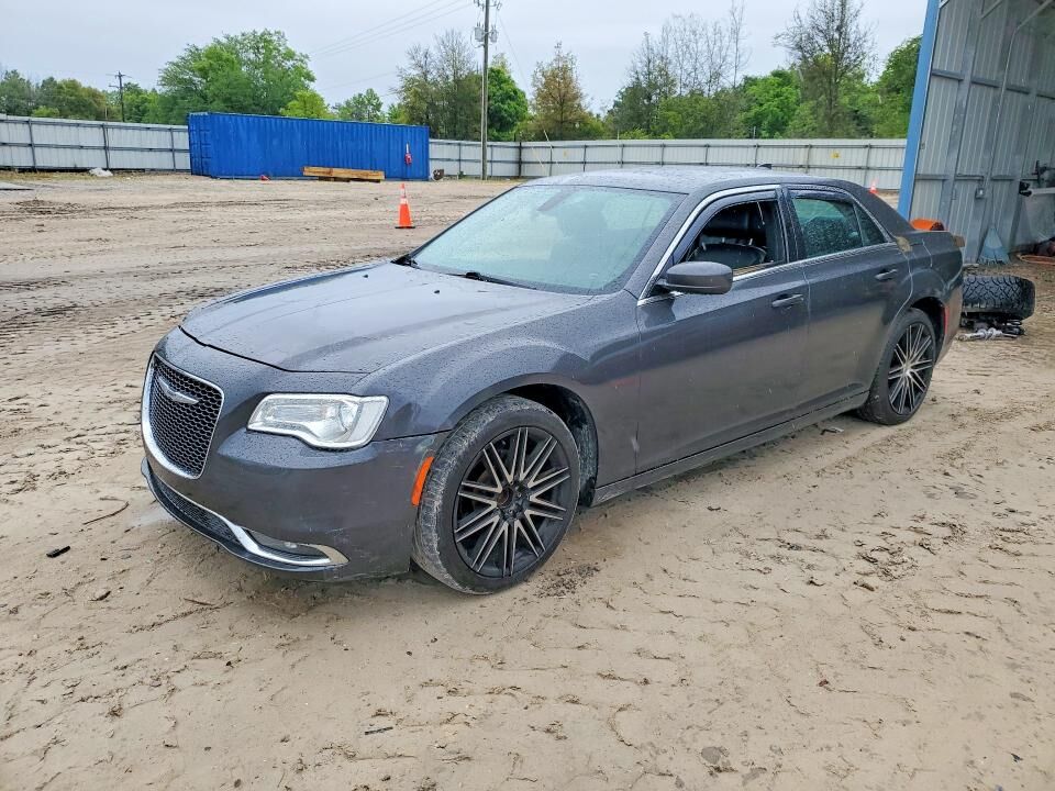2016 CHRYSLER 300