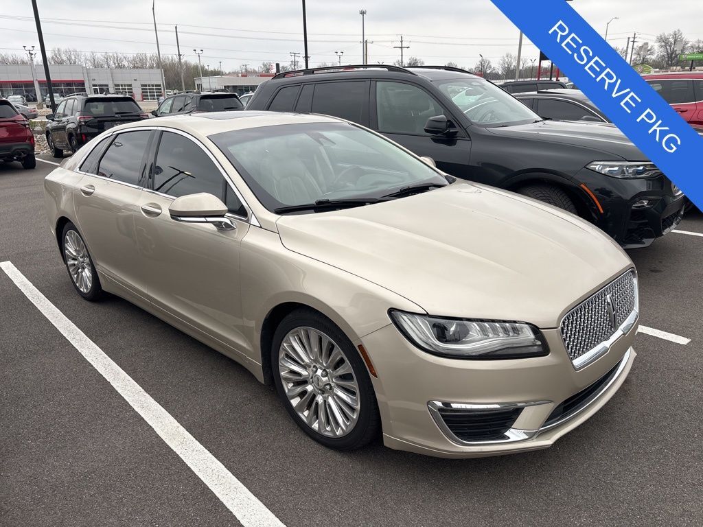 2017 LINCOLN MKZ