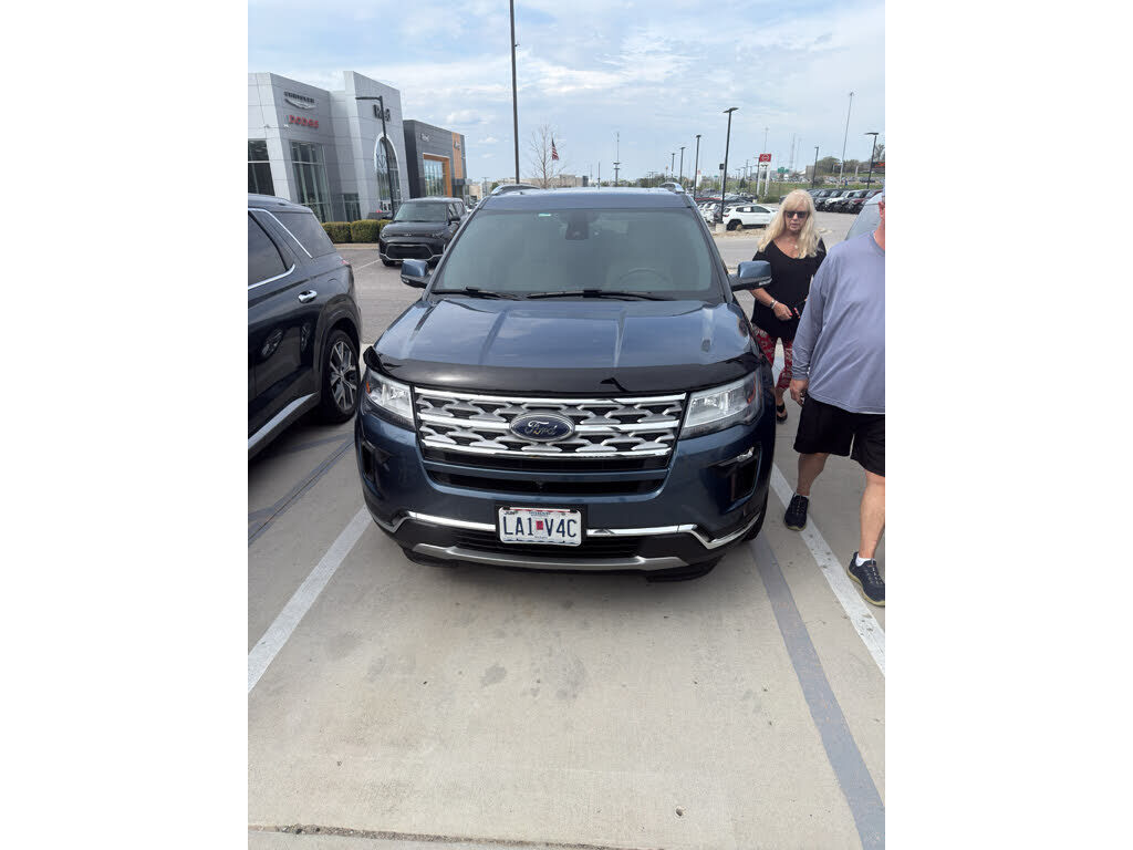 2019 FORD Explorer