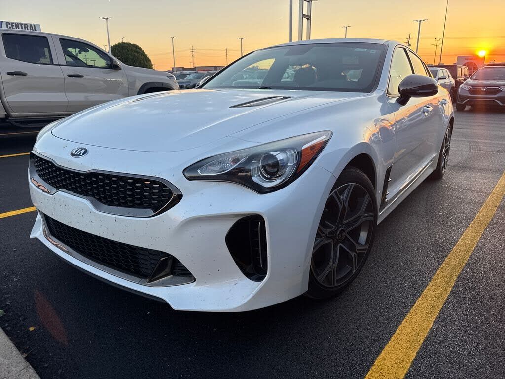 2021 KIA Stinger