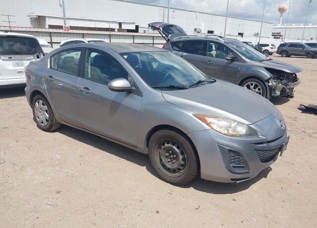 2010 MAZDA Mazda3