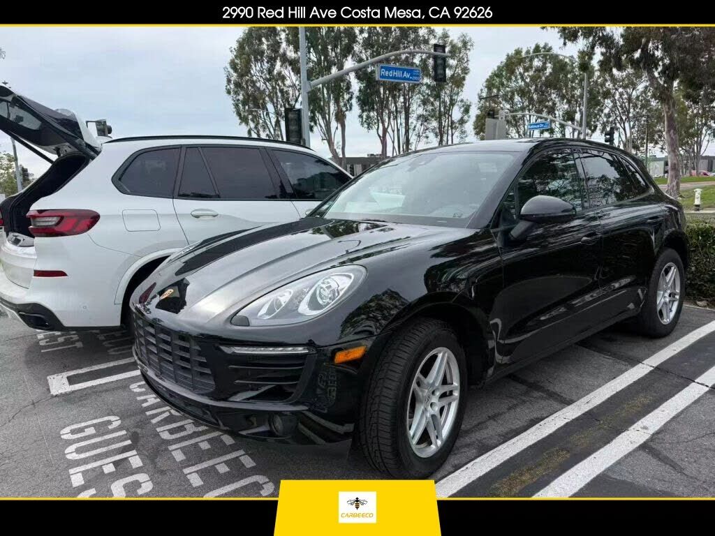 2018 PORSCHE Macan