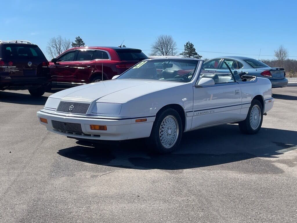 1991 CHRYSLER LeBaron
