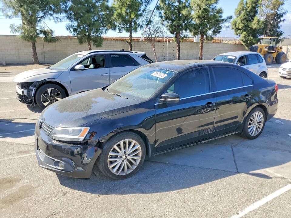2014 VOLKSWAGEN Jetta