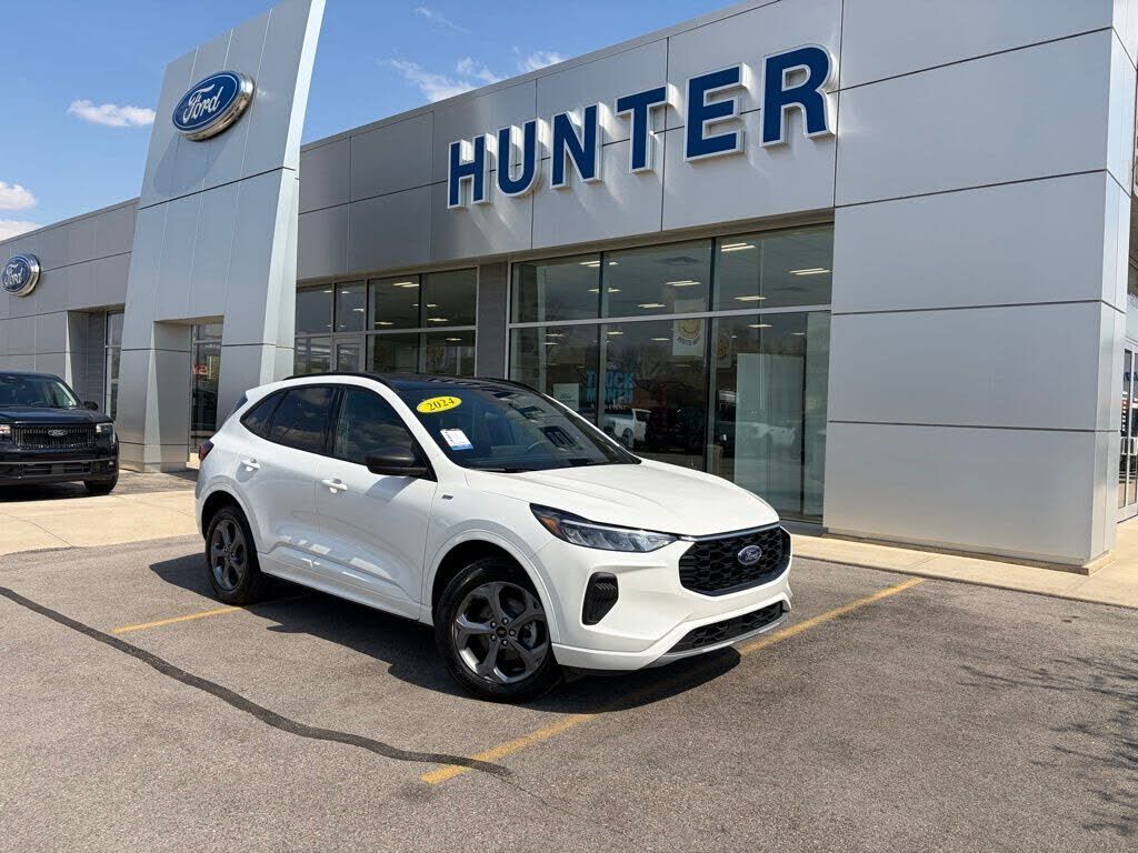2024 FORD Escape
