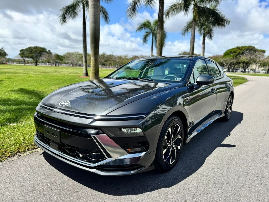 2025 HYUNDAI Sonata