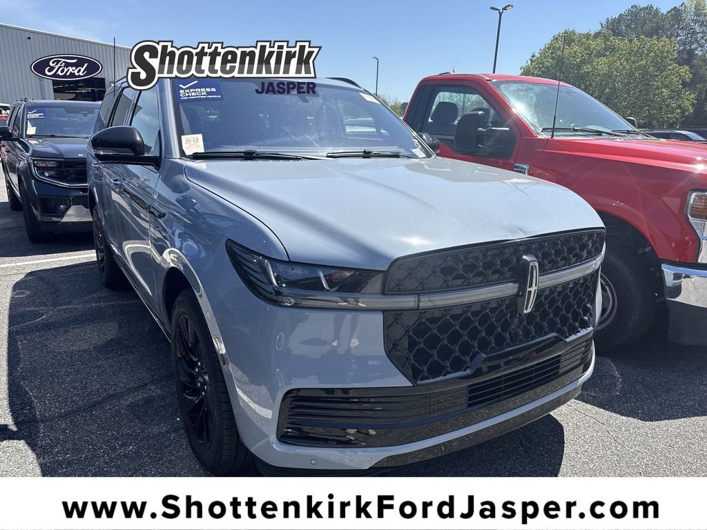 2025 LINCOLN Navigator
