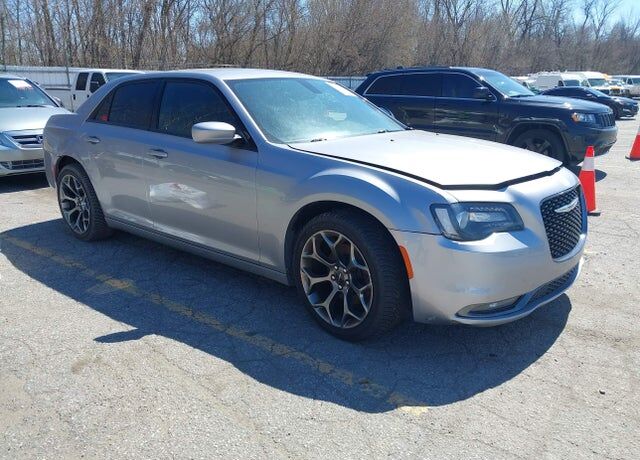 2016 CHRYSLER 300