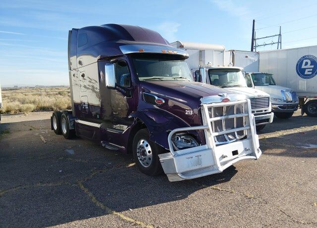 2022 PETERBILT 579
