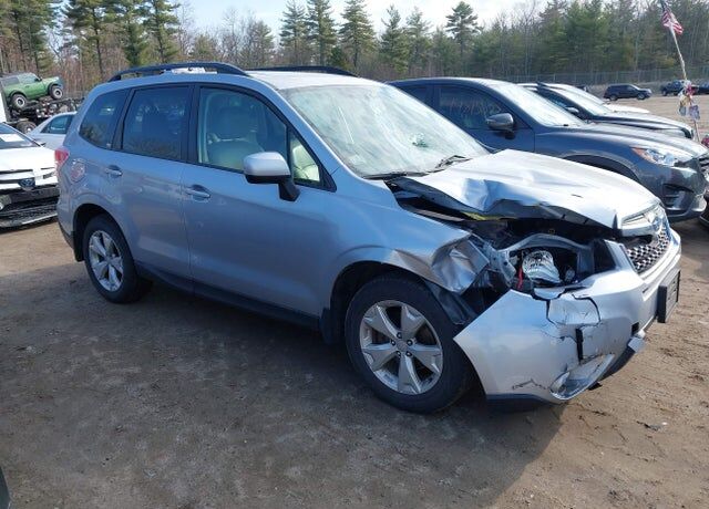 2016 SUBARU Forester