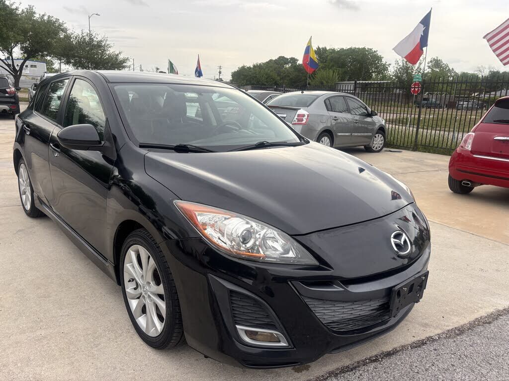 2011 MAZDA Mazda3