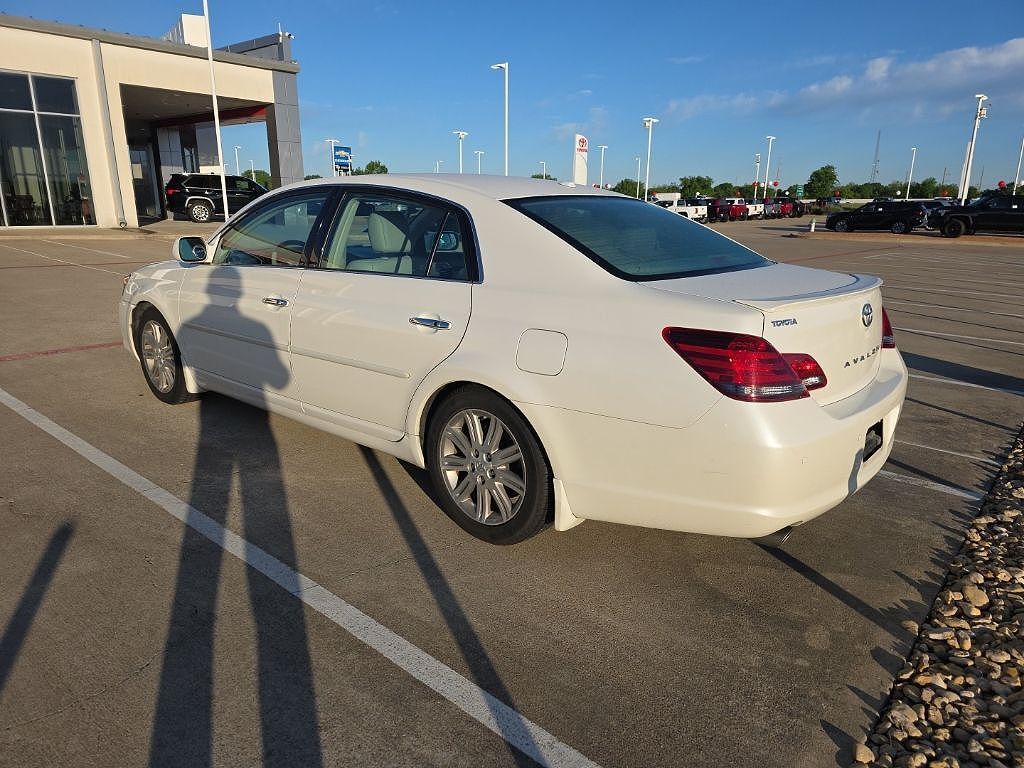2009 TOYOTA Avalon