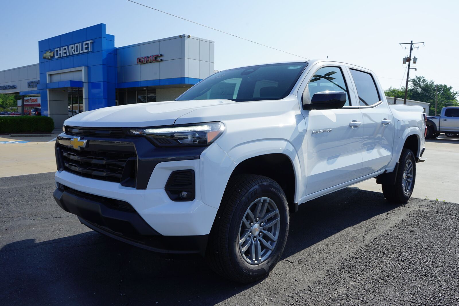 2025 CHEVROLET Colorado