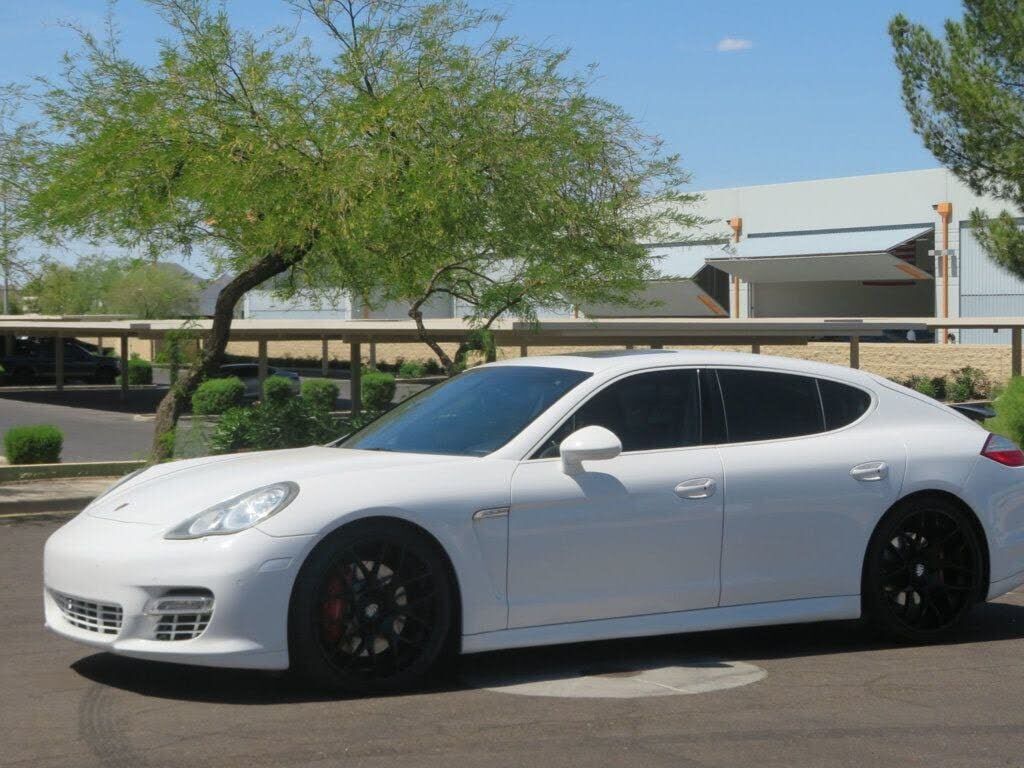 2010 PORSCHE Panamera