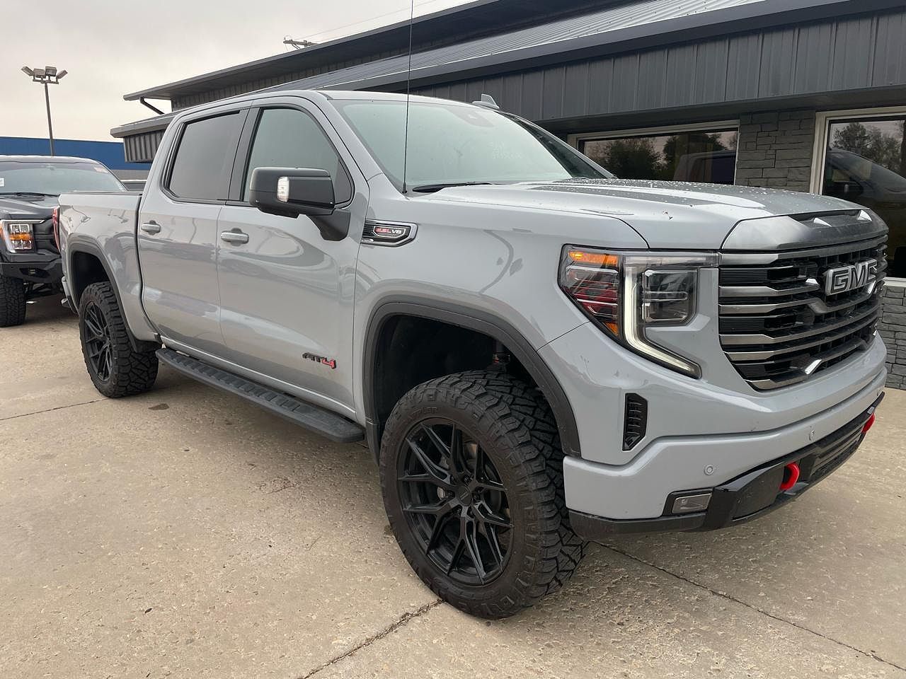 2024 GMC Sierra
