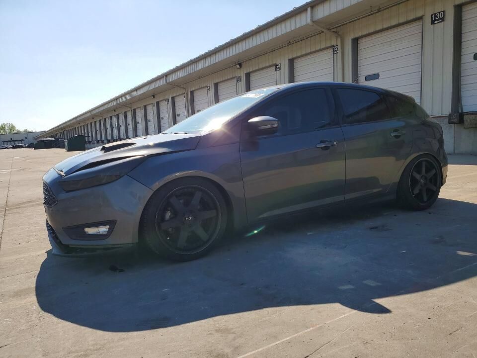 2016 FORD Focus