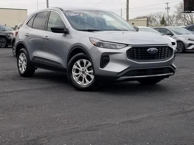 2023 FORD Escape