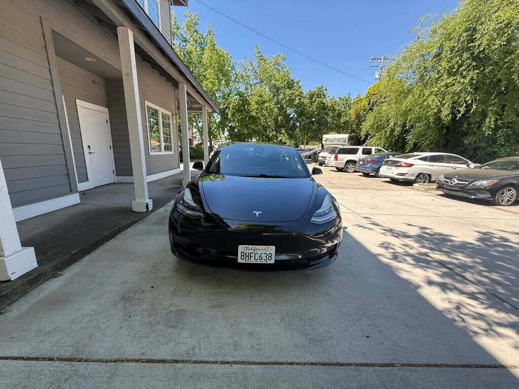 2018 TESLA Model 3