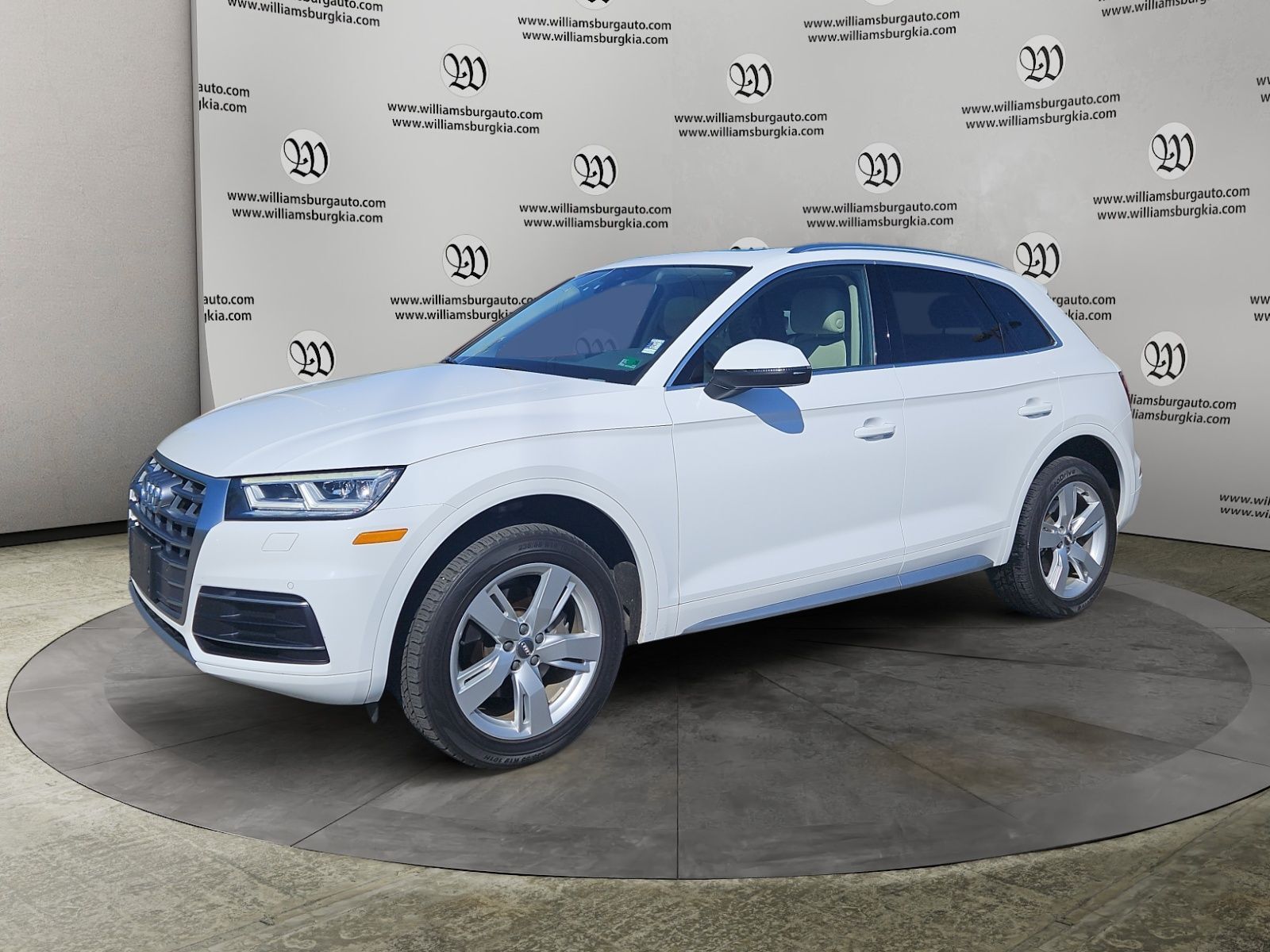2018 AUDI Q5